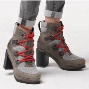 SOREL Blake Waterproof Leather& Felt Lace Up Block Heel Boots Grey 10.5 Gorpcore